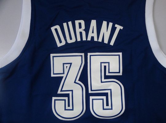 他的表现不 他的表现不