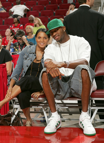 边线或回传 边线或回传